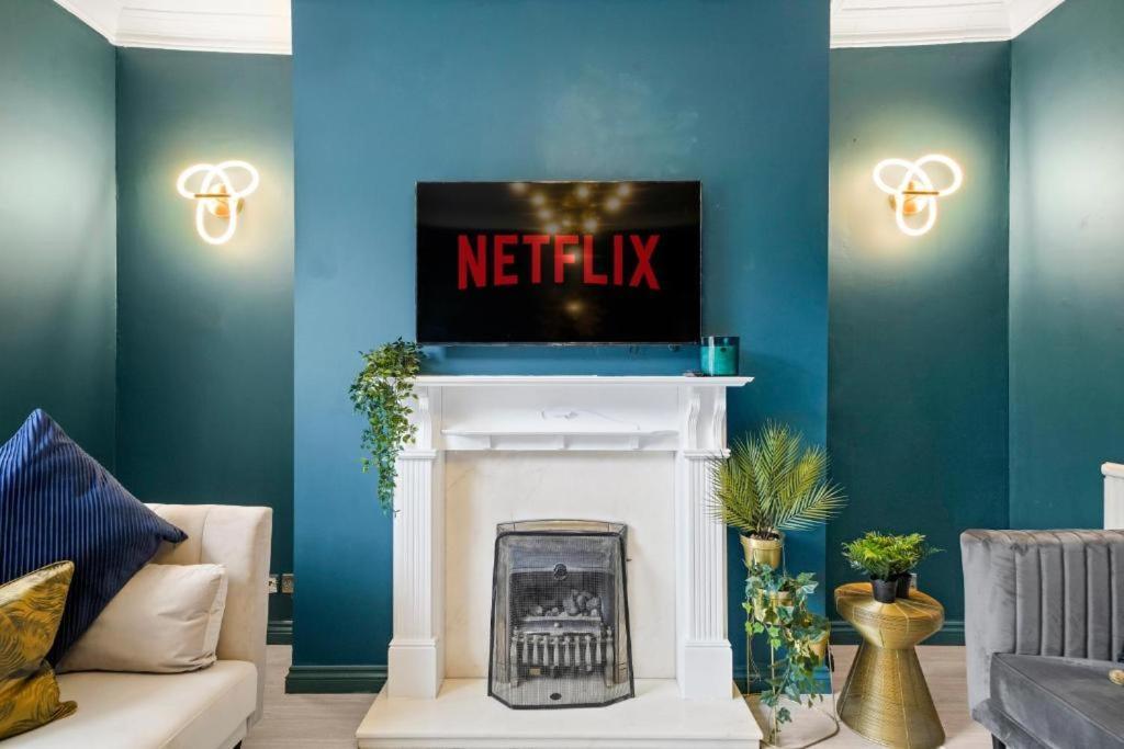 Deluxe 5 Bed In Central Whitby - Parking - Hot Tub المظهر الخارجي الصورة