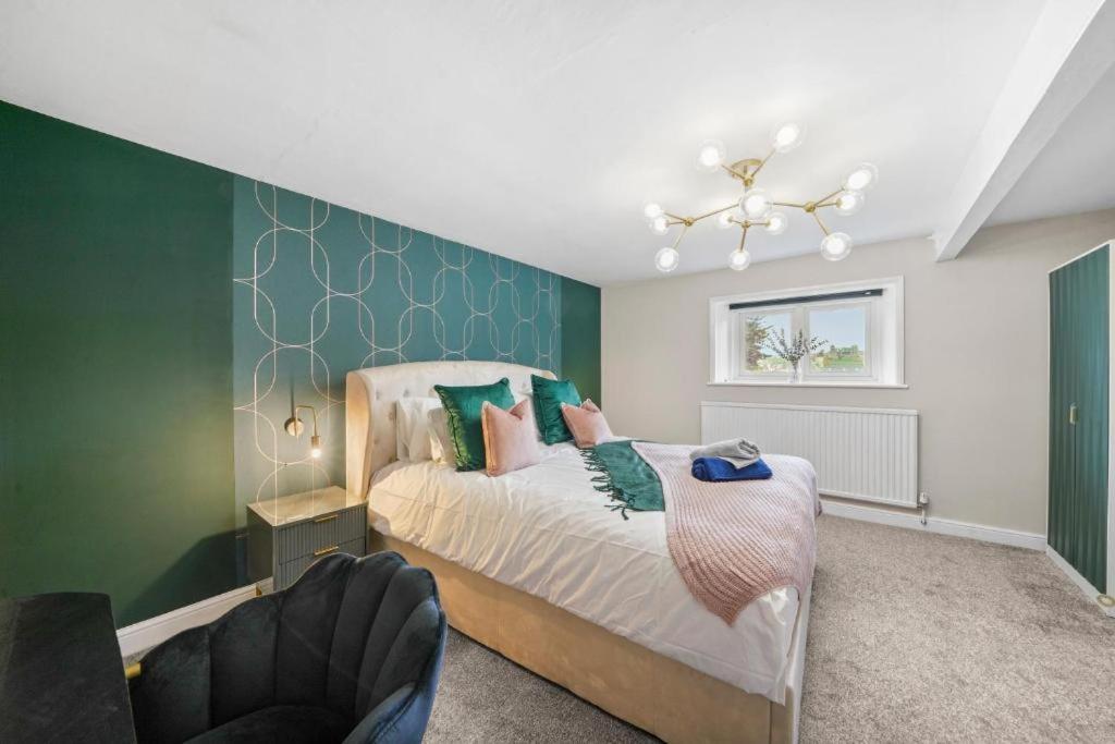 Deluxe 5 Bed In Central Whitby - Parking - Hot Tub المظهر الخارجي الصورة