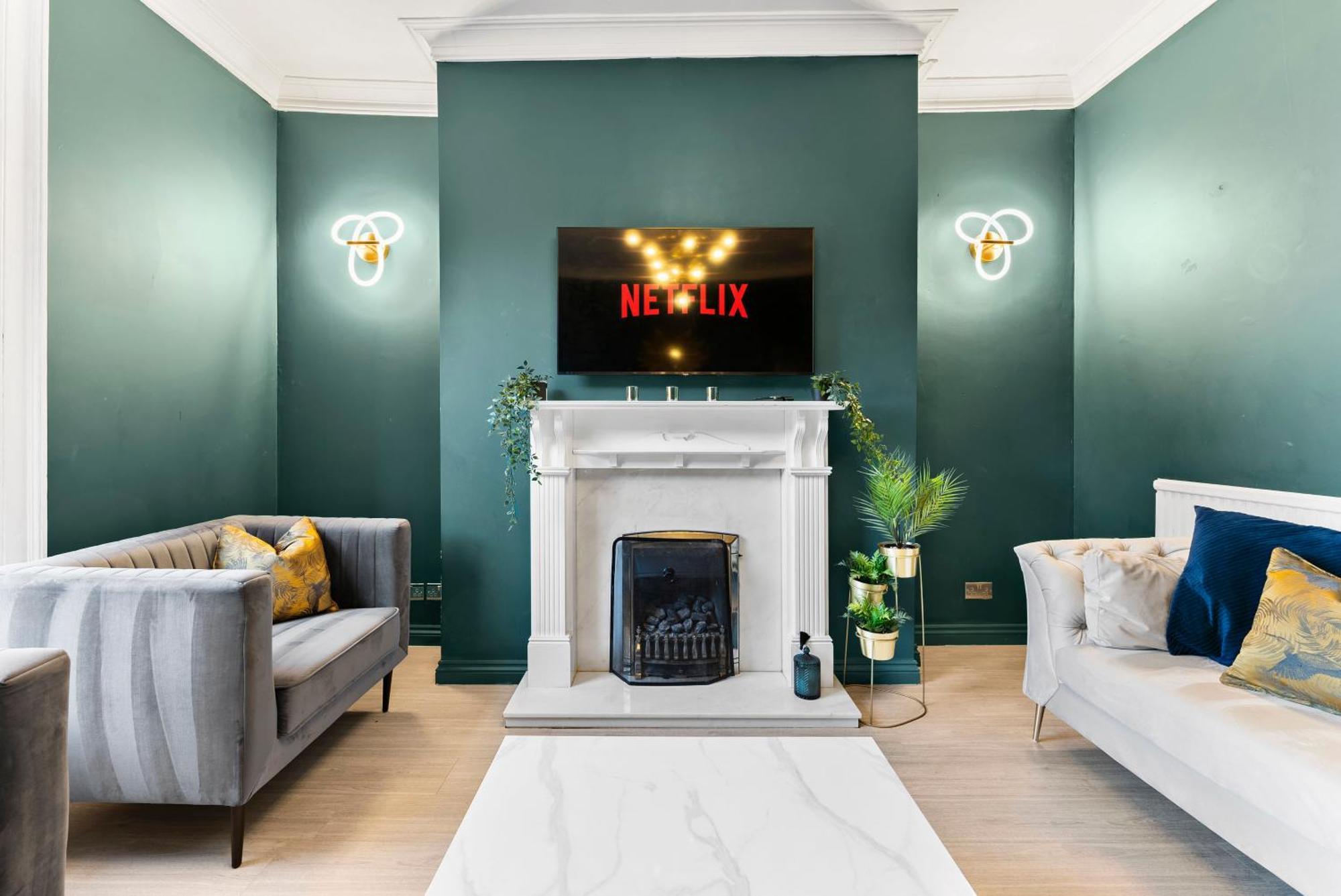 Deluxe 5 Bed In Central Whitby - Parking - Hot Tub المظهر الخارجي الصورة